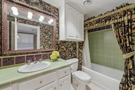 112 Bayou Lane Kemah TX 77565