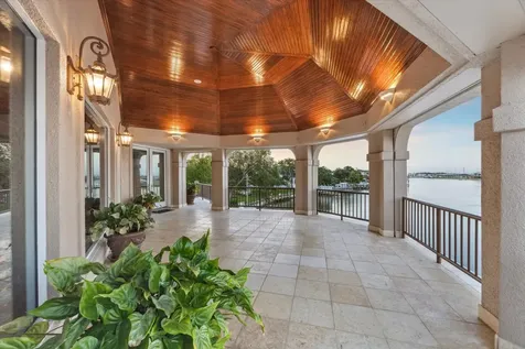 112 Bayou Lane Kemah TX 77565