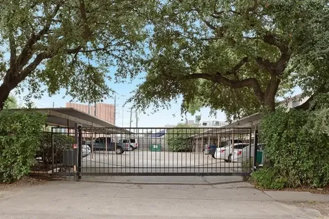 2626 North Boulevard 22 Houston TX 77098