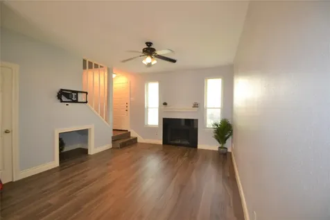 2626 North Boulevard 22 Houston TX 77098