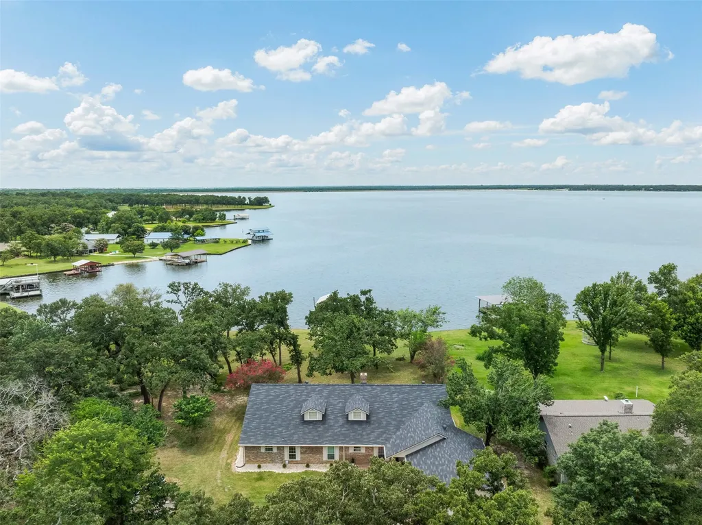20228 County Road 376 Marquez TX 77865