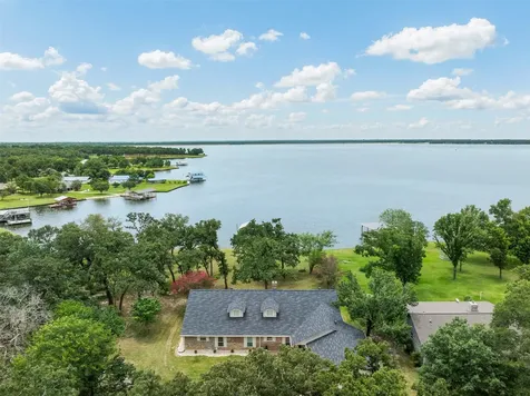 20228 County Road 376 Marquez TX 77865