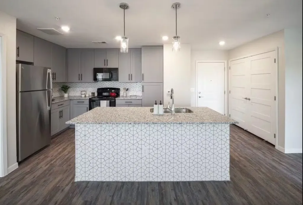 4611 N Interstate 35 Frontage Road Austin TX 78722