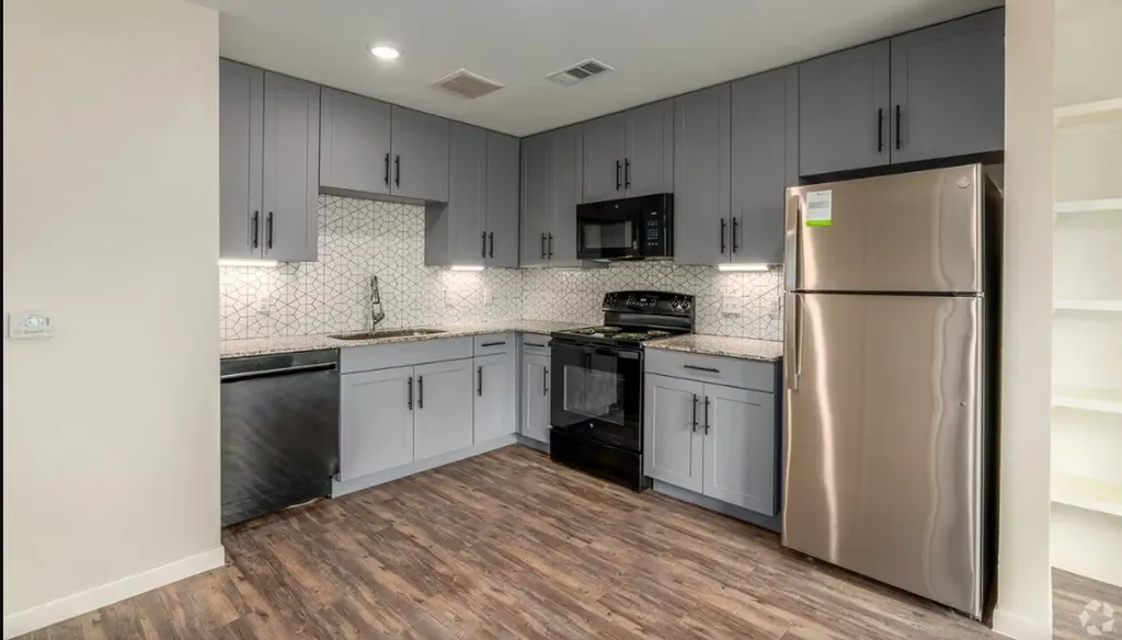 4611 N Interstate 35 Frontage Road Austin TX 78722