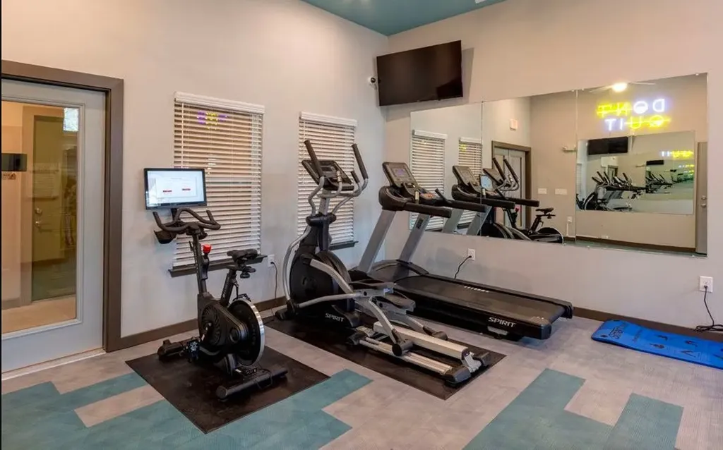 4611 N Interstate 35 Frontage Road Austin TX 78722