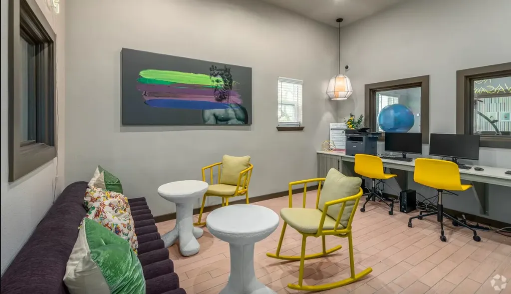 4611 N Interstate 35 Frontage Road Austin TX 78722