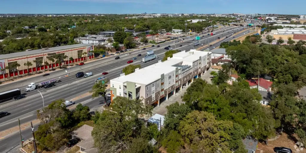 4611 N Interstate 35 Frontage Road Austin TX 78722