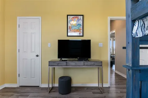 200 Mobile Crystal Beach TX 77650