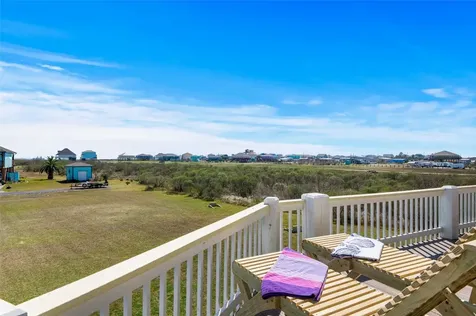 200 Mobile Crystal Beach TX 77650