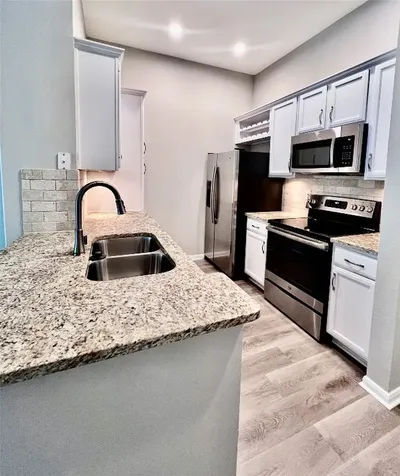 5353 Memorial Drive 1078 Houston TX 77007