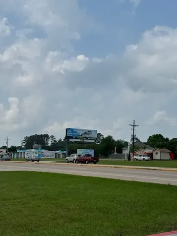 18426 Highway 105 W Montgomery TX 77356