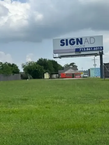 18426 Highway 105 W Montgomery TX 77356
