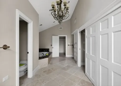 6 Heritage Court Houston TX 77024