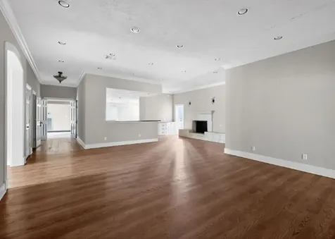 6 Heritage Court Houston TX 77024