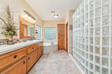 6023 Carolyn Lane Richmond TX 77406