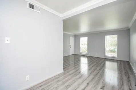 5202 Arboles Drive 3 Houston TX 77035
