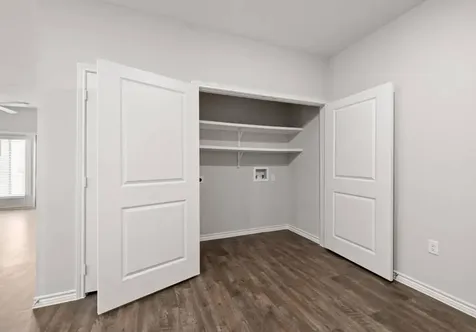 2551 N Guadalupe Street 2109 Seguin TX 78155