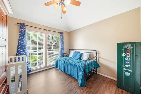 1575 Garden Lakes Drive Friendswood TX 77546
