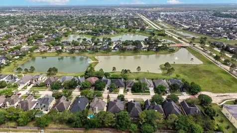 1575 Garden Lakes Drive Friendswood TX 77546