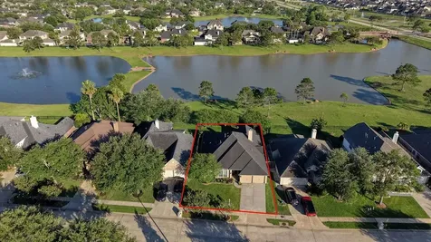 1575 Garden Lakes Drive Friendswood TX 77546