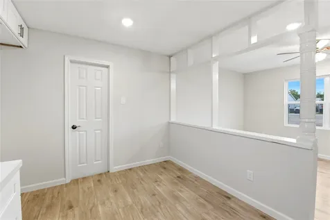 7010 Brownsville Street 1/2 Houston TX 77020