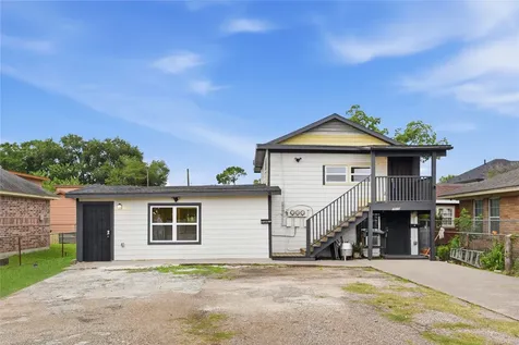 7010 Brownsville Street 1/2 Houston TX 77020