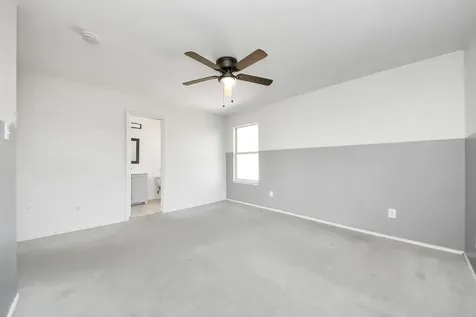 10217 Teneha Drive A Houston TX 77033