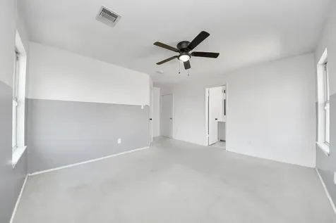 10217 Teneha Drive A Houston TX 77033