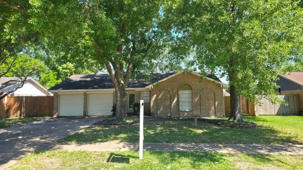 3223 Cedarmont Drive La Porte TX 77571
