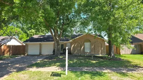 3223 Cedarmont Drive La Porte TX 77571