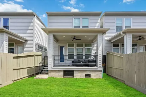 5821 Kansas Street Houston TX 77007