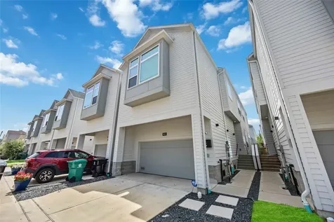 5821 Kansas Street Houston TX 77007