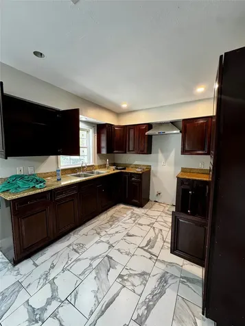 9227 Laura Koppe Road Houston TX 77078