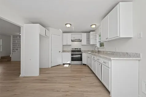170 Walter Drive Cleveland TX 77328