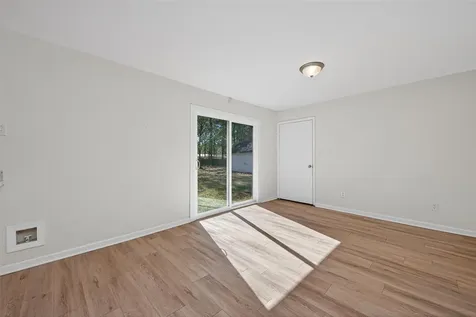 170 Walter Drive Cleveland TX 77328