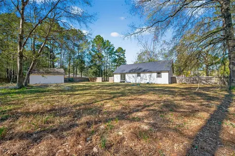 170 Walter Drive Cleveland TX 77328