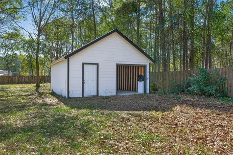 170 Walter Drive Cleveland TX 77328