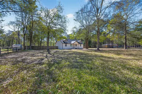170 Walter Drive Cleveland TX 77328