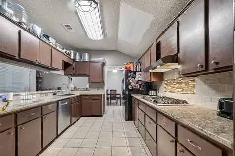 12811 Hidden Castle Drive Houston TX 77015