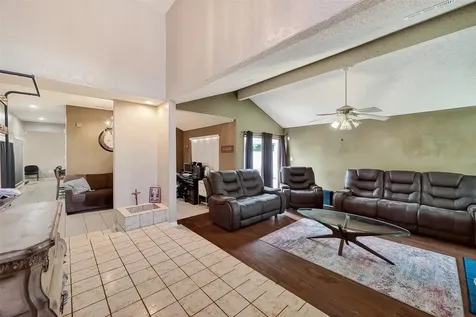 12811 Hidden Castle Drive Houston TX 77015
