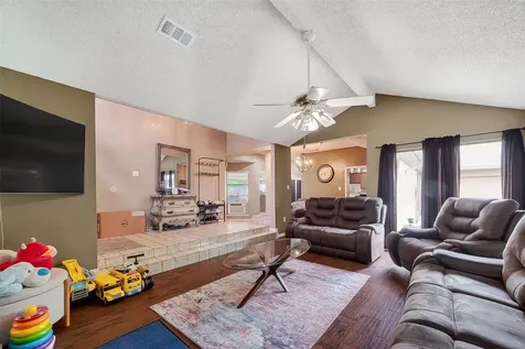 12811 Hidden Castle Drive Houston TX 77015