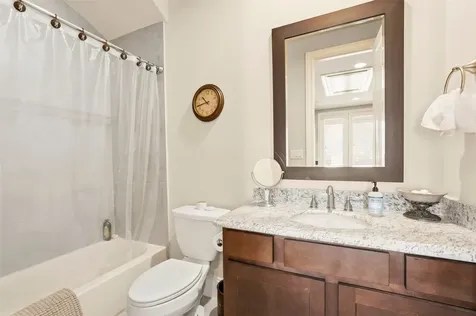 2705 Cohn Trail Houston TX 77007