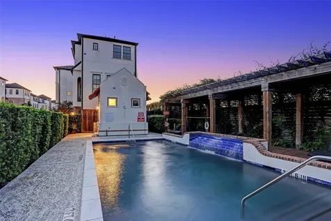 2705 Cohn Trail Houston TX 77007
