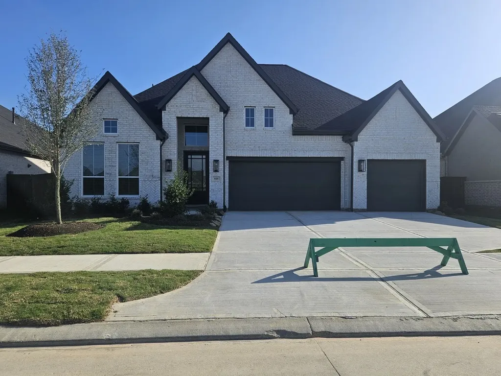 616 Golden Aster Boulevard Waller TX 77447