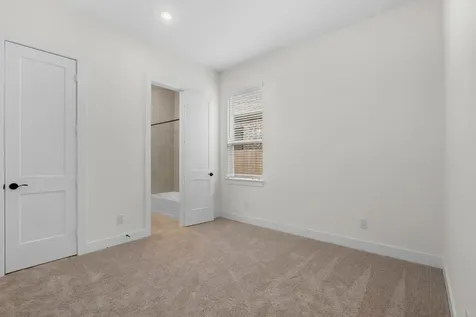 616 Golden Aster Boulevard Waller TX 77447