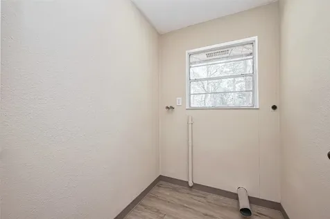 14 Veronica Lane Huntsville TX 77340