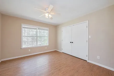 14 Veronica Lane Huntsville TX 77340