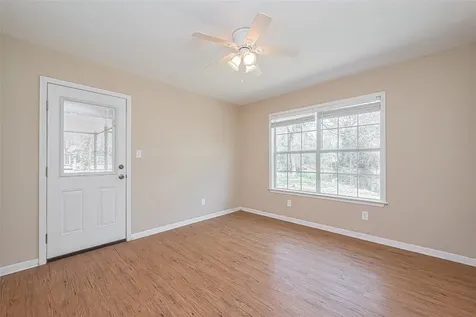 14 Veronica Lane Huntsville TX 77340