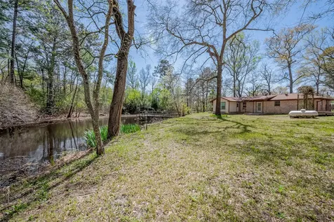 14 Veronica Lane Huntsville TX 77340