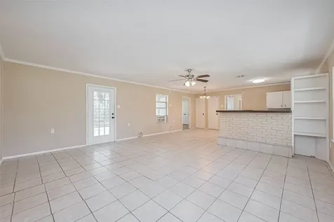 14 Veronica Lane Huntsville TX 77340